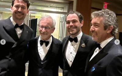 El elenco de «Argentina, 1985» posó junto a Spielberg