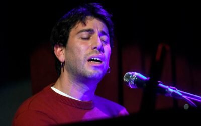 Mateo Sujatovich sale de gira en solitario con un nuevo formato