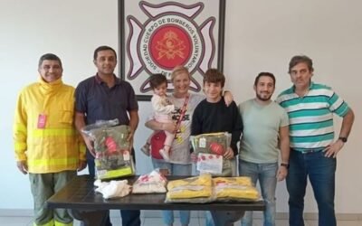 Pilar: vecinos del country Boca Ratón llevaron a cabo una donación para los bomberos de la ciudad