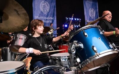 Más de 50 músicos festejaron el Día Mundial del Baterista en Rosario