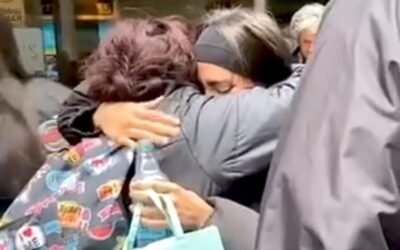 María Becerra protagonizó un emotivo momento con una fan