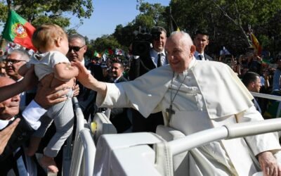 Tras pasar una noche tranquila, el papa Francisco le envió un mensaje a sus seguidores