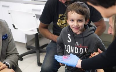 Valentino Sarapura, el niño argentino que fue salvado con un exoesqueleto de la Universidad Nacional de San Martín