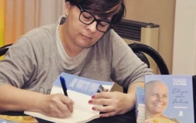 Escribir fue su terapia inspiradora para superar las adversidades de la vida