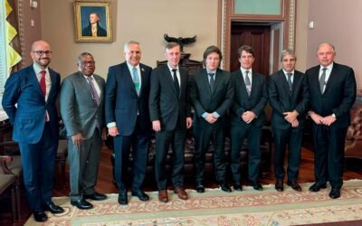 Milei se reunió con Sullivan en la Casa Blanca y Caputo junto a Posse, con el FMI