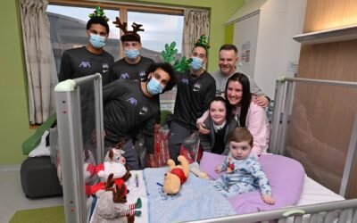 El gran gesto de los jugadores del Liverpool en un hospital de niños