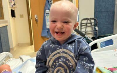 La emoción de un niño que descubre que puede «salvarle la vida» a su hermana con cáncer