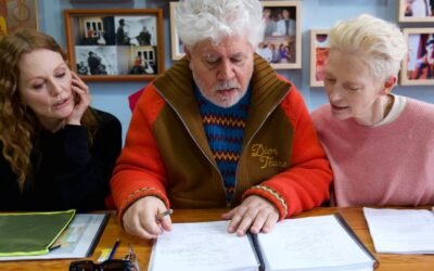 Julianne Moore será la actriz principal del primer filme de Almodóvar en inglés