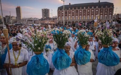 Mar del Plata: una multitud celebró a Iemanjá, divinidad del navegante y el mar