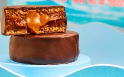 Furor por el alfajor con sal marina, en homenaje a los 150 años de Mar del Plata