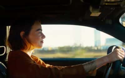 Kinds of Kindness, la nueva película de Yorgos Lanthimos y Emma Stone, llegó a Disney+