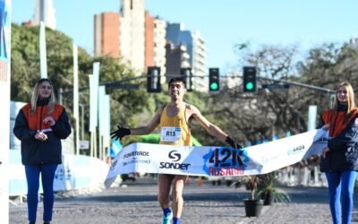 Maratón Internacional de la Bandera: Fiesta deportiva en el Monumento