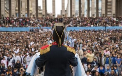 Miles de estudiantes de todo el país prometieron lealtad a la bandera