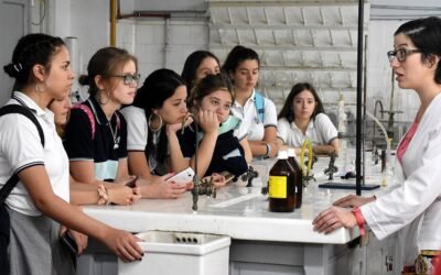 Un concurso busca Superhéroes y Superheroínas en colegios secundarios