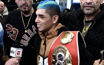 Boxeo: el “Puma” Martínez fue recibido con todos los honores en Ezeiza