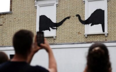 Banksy sorprendió con dos obras de arte animal en Inglaterra