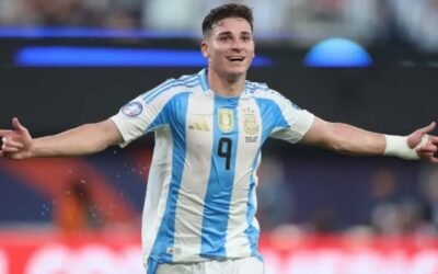 El gran gesto de Julián Álvarez con el club de su pueblo