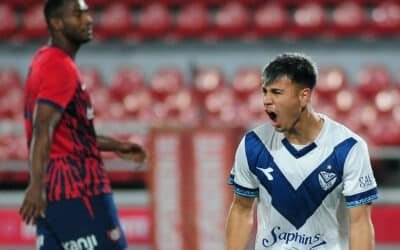 En un duelo muy intenso, Vélez eliminó a San Lorenzo de la Copa Argentina