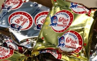 Crearon un muñeco de un alfajor clásico de Quilmes