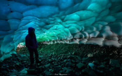 Turismo en Esquel: conocé los fascinantes “túneles de hielo” en la Patagonia