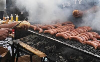 Símbolo argentino: se juega la Liga del Choripán