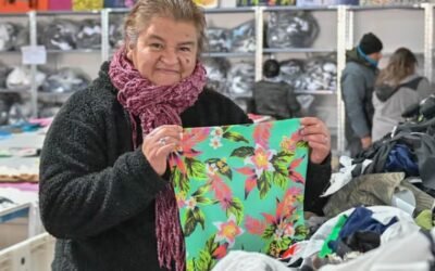 Armó su negocio con retazos de tela reciclada