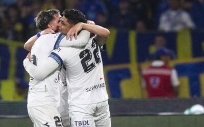 En un partidazo, Vélez derrotó a Boca y se convirtió en semifinalista de la Copa Argentina