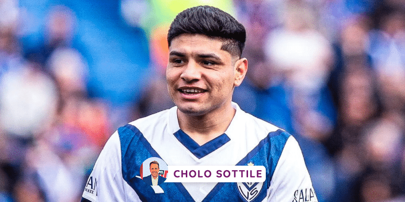 Aquino, el talentoso de Vélez que recuperó su apellido en el fútbol argentino