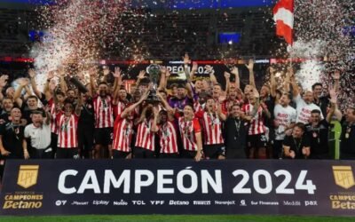 Estudiantes le ganó a Vélez y se quedó con el Trofeo de Campeones