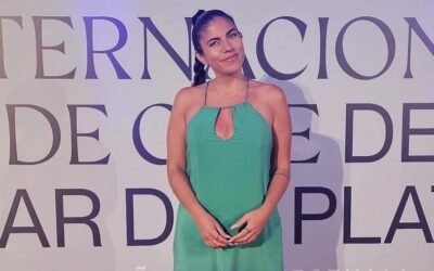 Lia Antonela Scandurra, la argentina que era abogada y hoy trabaja en películas de Hollywood como vestuarista