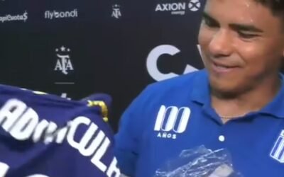 Los jugadores de Boca enviaron regalos al vestuario de Argentino de Monte Maíz