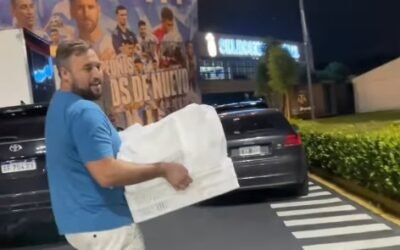 Se convirtió en el heladero de la Selección Argentina y ayuda a comedores