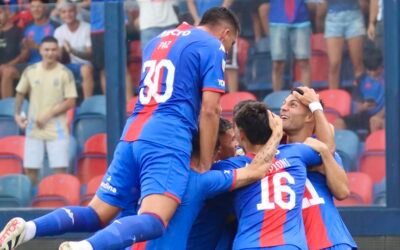 El Apertura de la Copa de la Liga se abrió con cinco partidos