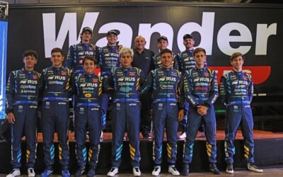 Con un una presentación de nivel internacional, el Rus Med Team mostró sus autos y los pilotos para la temporada del TC