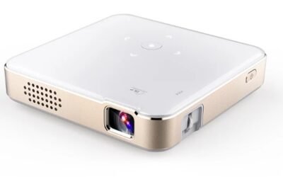 Un proyector diminuto permite ver como en el cine