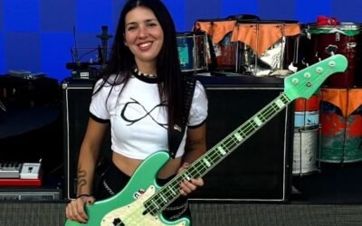 Luli Bass, la bajista multifacética de Los Piojos