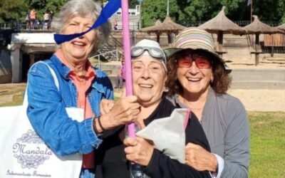 Cruzó nadando el Paraná a los 74 años