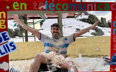 La historia del argentino que fue el primero en recibirse en la Antártida