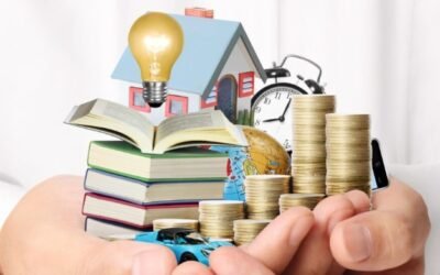 Dictan un curso de educación financiera para estudiantes