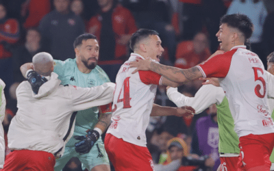 Torneo Apertura: Huracán festejó en los penales ante Independiente y es finalista