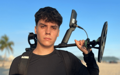 Aron Guyot, el argentino que se dedica a buscar tesoros perdidos en la playa