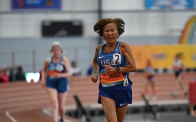 Con 77 años de edad, corre 80 kilómetros a la semana