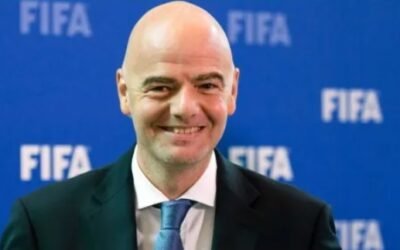 Gianni Infantino: “Me encantó la hinchada de Boca”