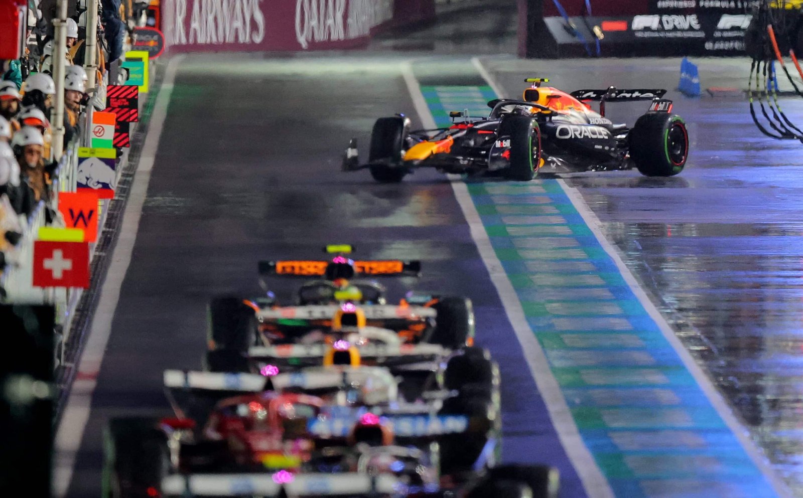 Q2 en Las Vegas, bajo lluvia intensa