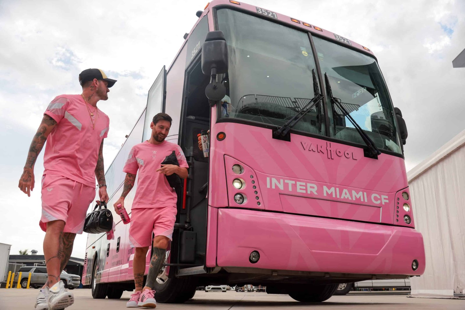 De Paul y Messi están concentrados para la final de la MLS que disputarán mañana (Mandatory Credit: Sam Navarro-Imagn Images)